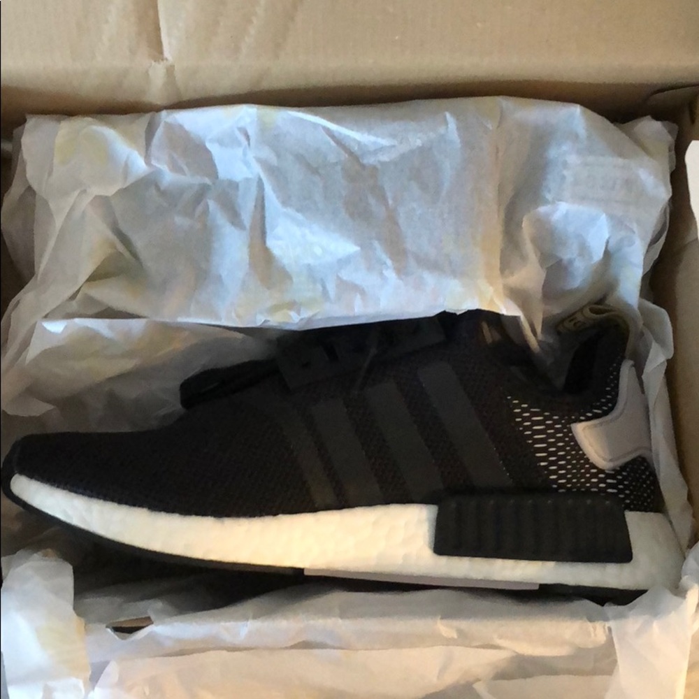 Adidas NMD_R1 W